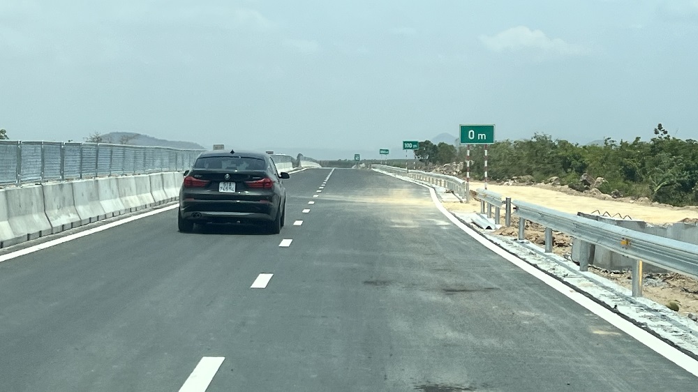 Chính thức thông xe cao tốc Phan Thiết Vĩnh Hảo