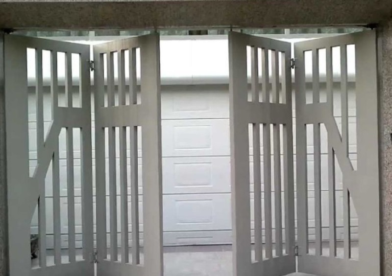 Cổng nhà bằng sắt đẹp ở nông thôn