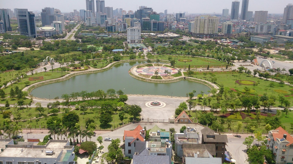 View hướng ra công viên điều hòa từ ban công căn hộ tại Eco Park View 
