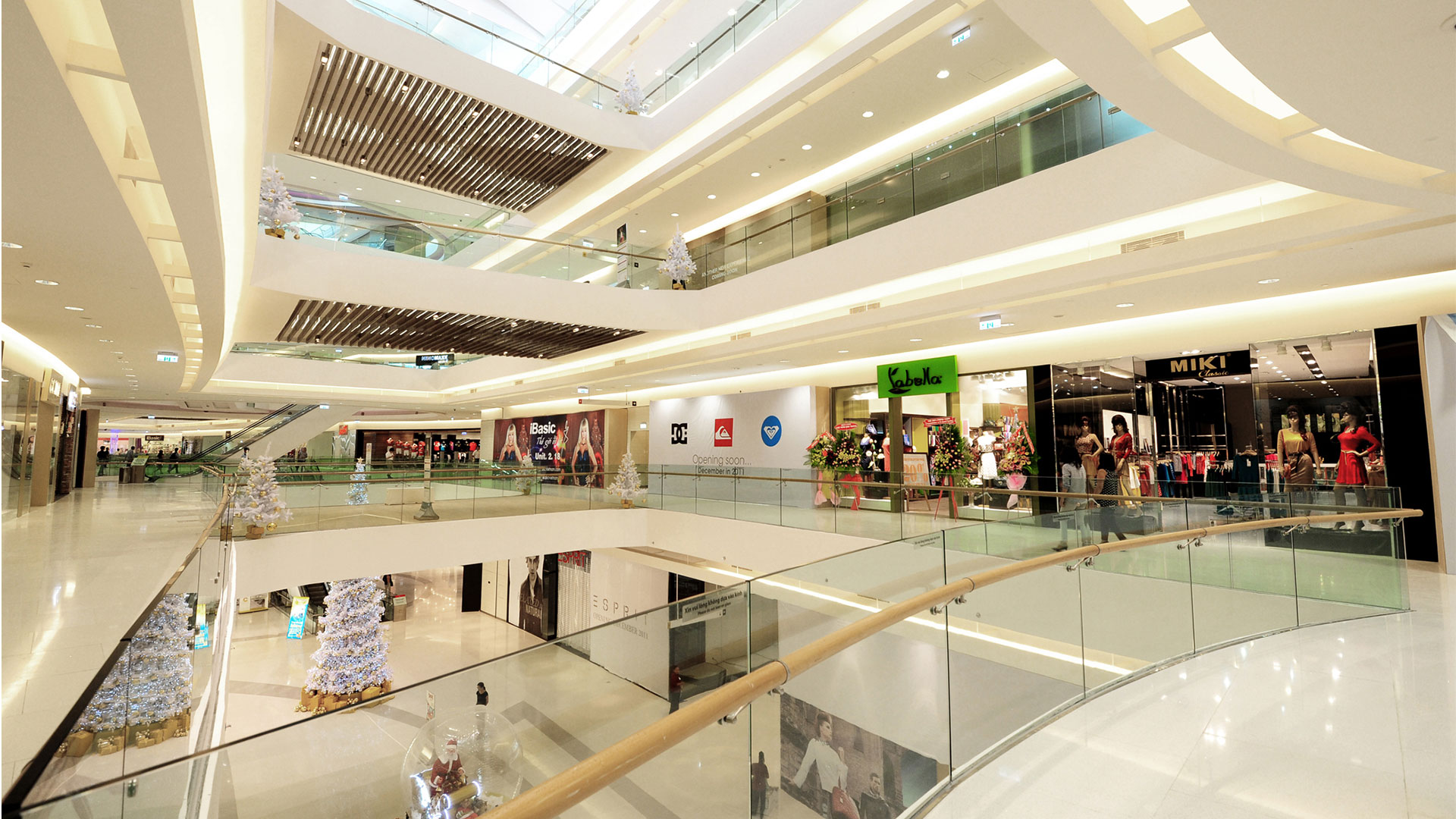 Trung tâm Crescent Mall