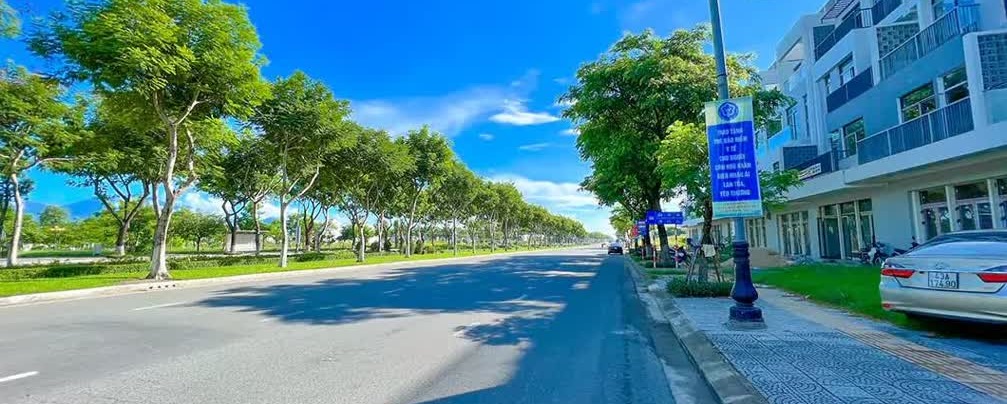 Con đường thoáng mát tại vị trí B Ocean Đà Nẵng