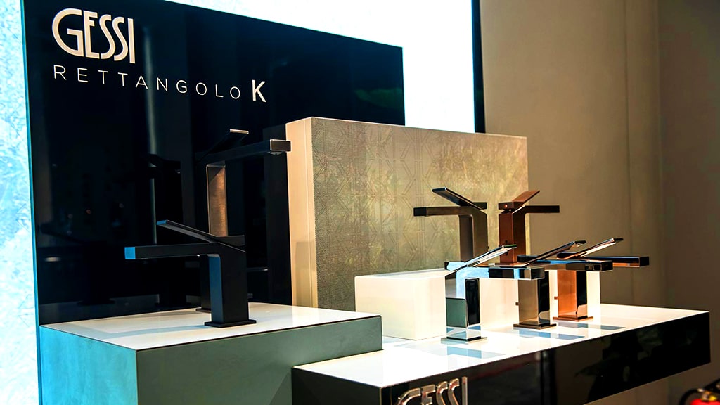 Bàn giao nội thất căn hộ cao cấp Antonia