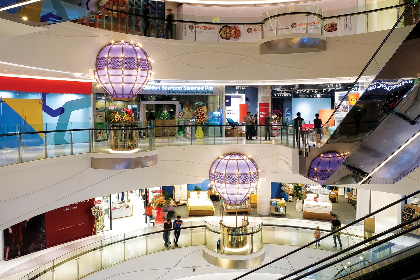 Trung tâm thương mại Crescent Mall