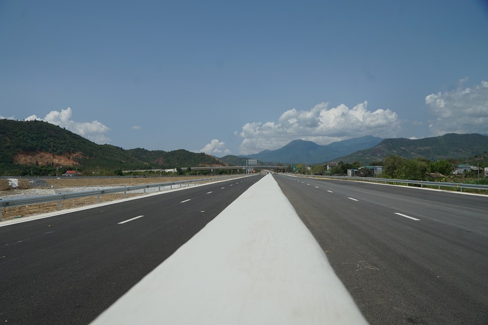 Tiến độ thi công đường cao tốc Nha Trang - Cam Lâm