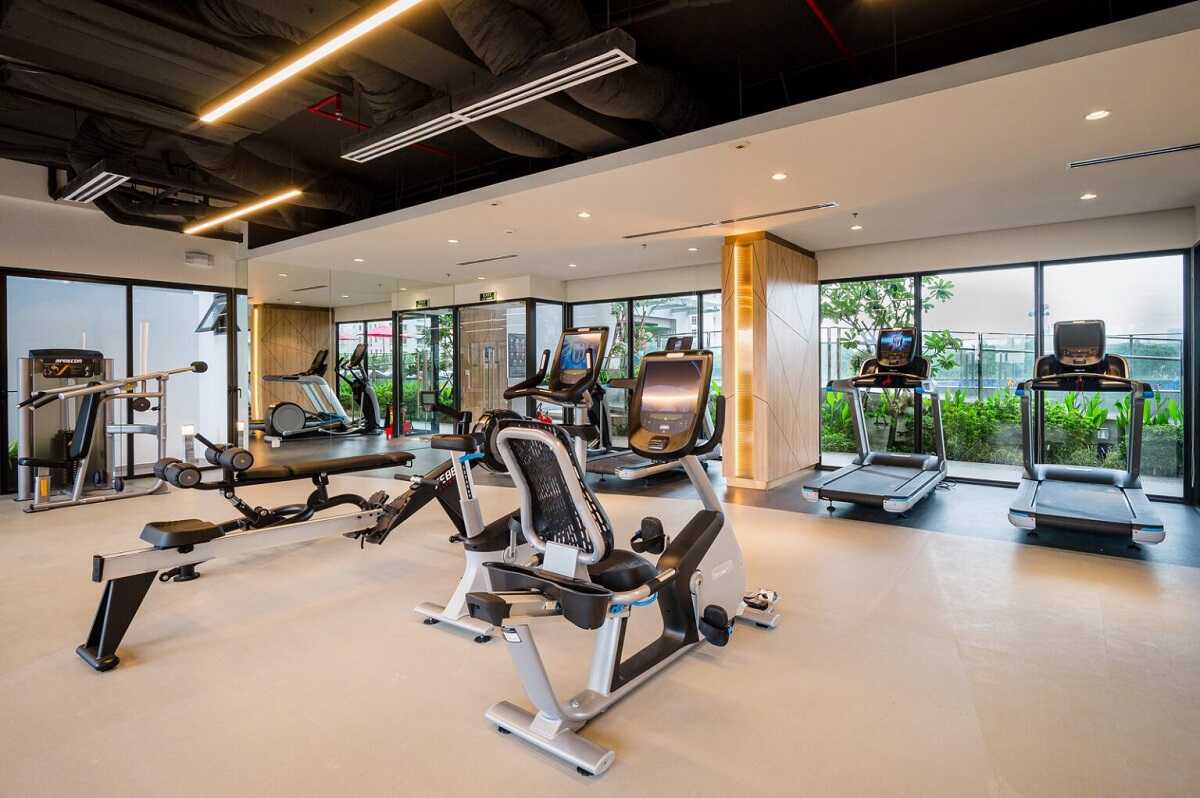 Phòng gym với đầy đủ trang thiết bị hiện đại