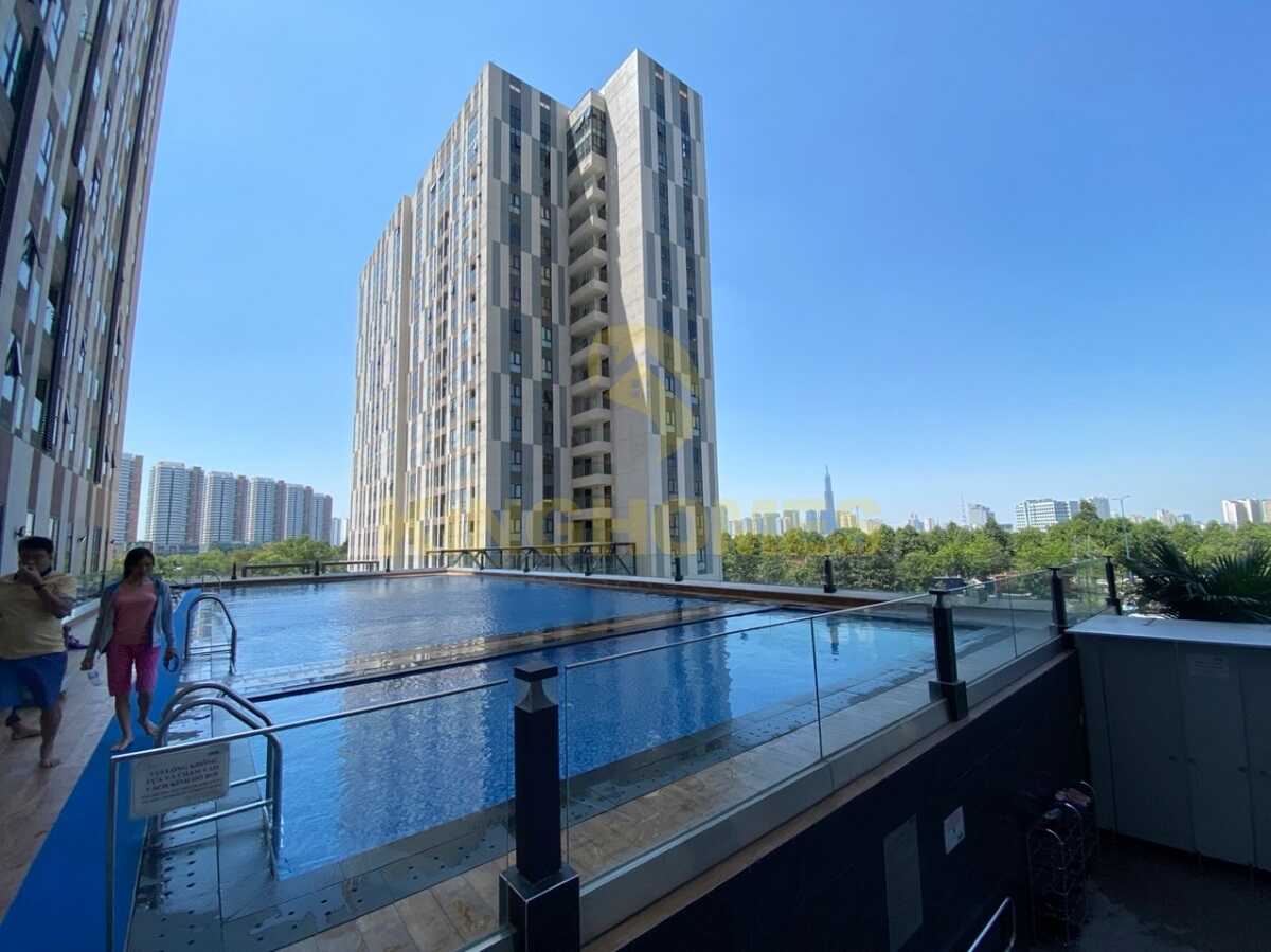 Bể bơi bên dưới Block B của dự án