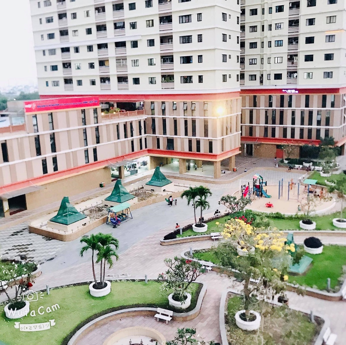 Khu vui chơi ngoài trời dành cho trẻ em