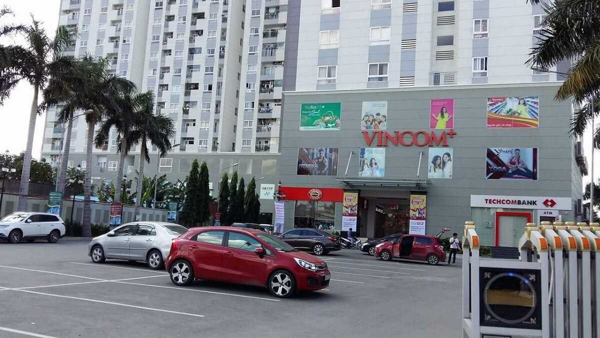 Trung tâm thương mại ngay bên trong dự án