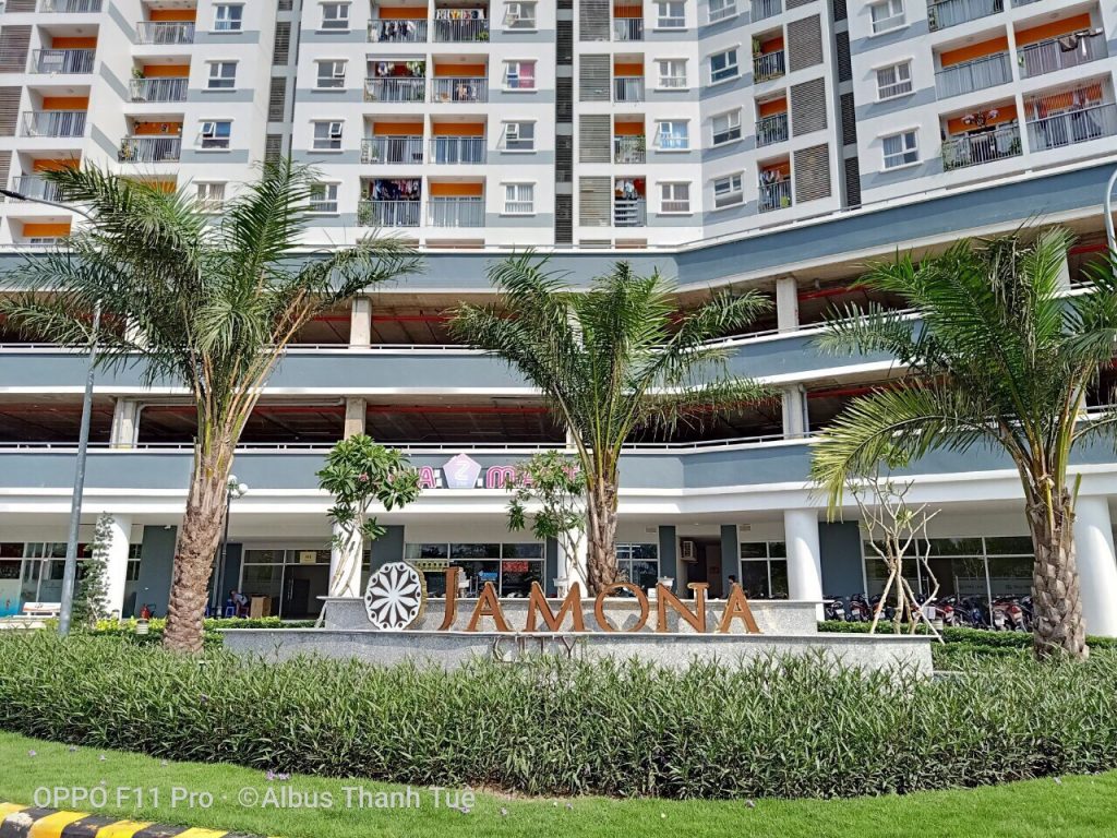 Không gian xanh ngay trước các block