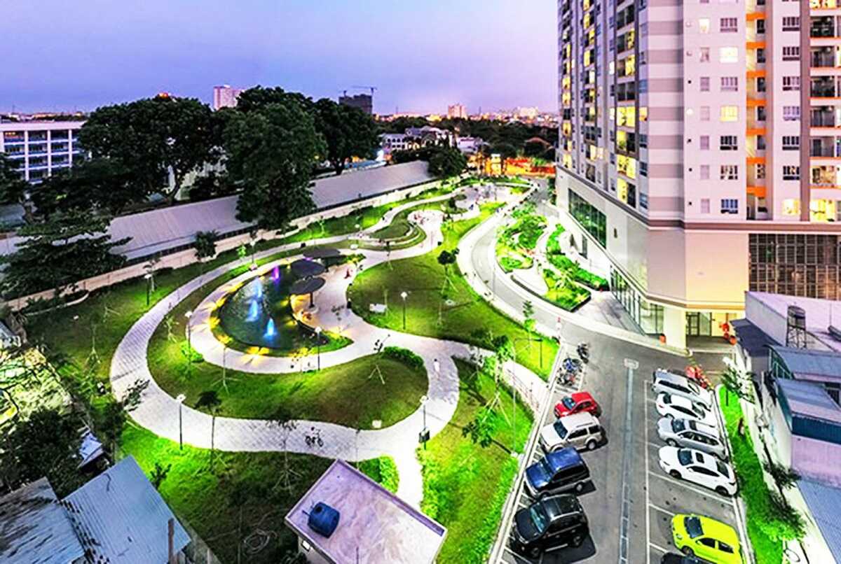 Bãi đậu xe ô tô ngoài trời cho cư dân