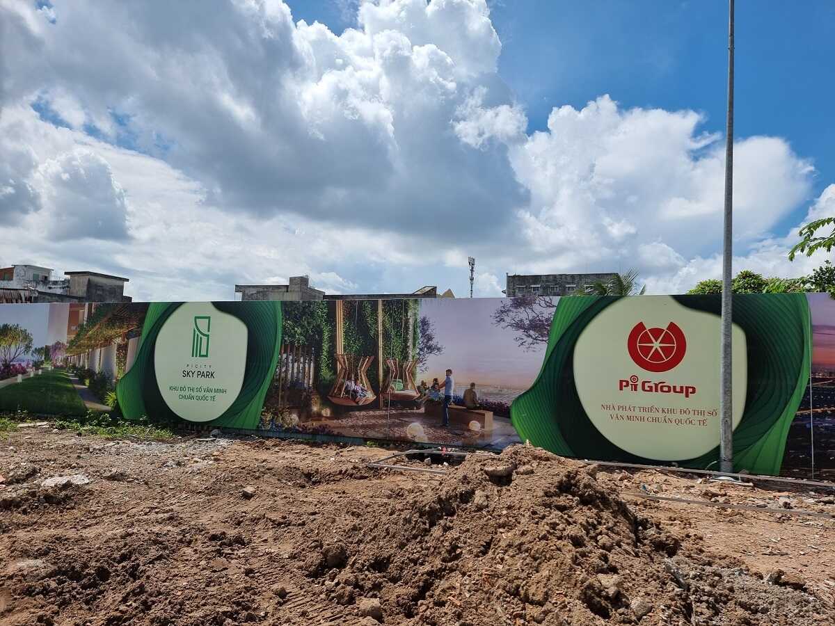 Dự án đã rào xung quanh lô đất xây dựng