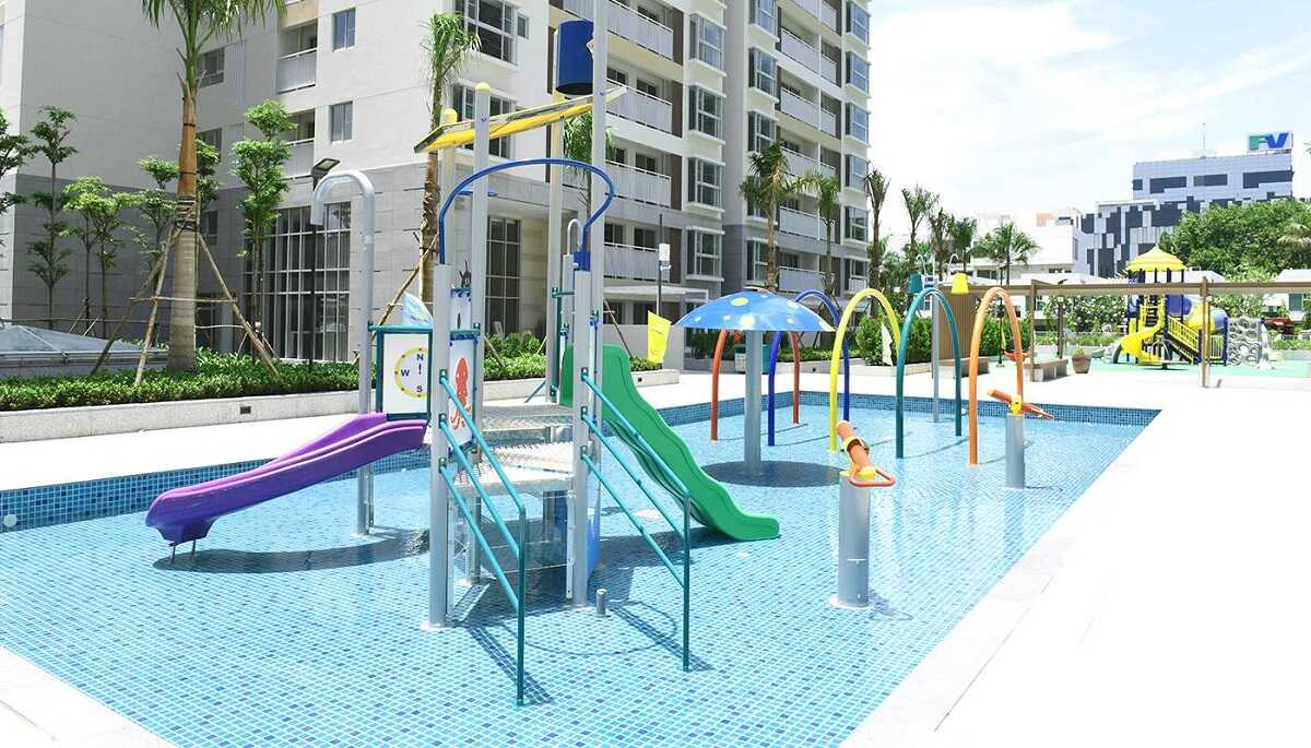 Bể bơi trẻ em thoáng mát