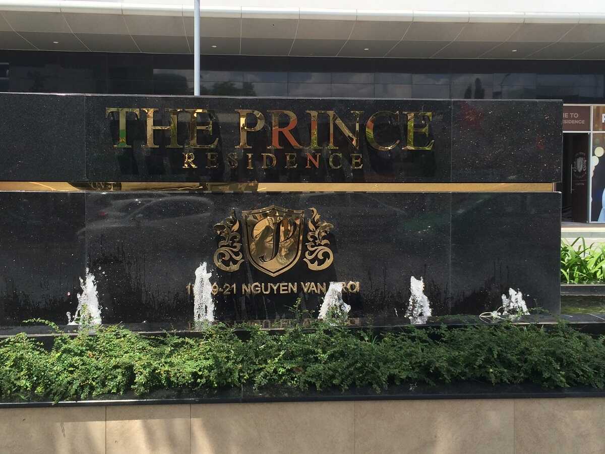 Cổng chào dự án The Prince Residence