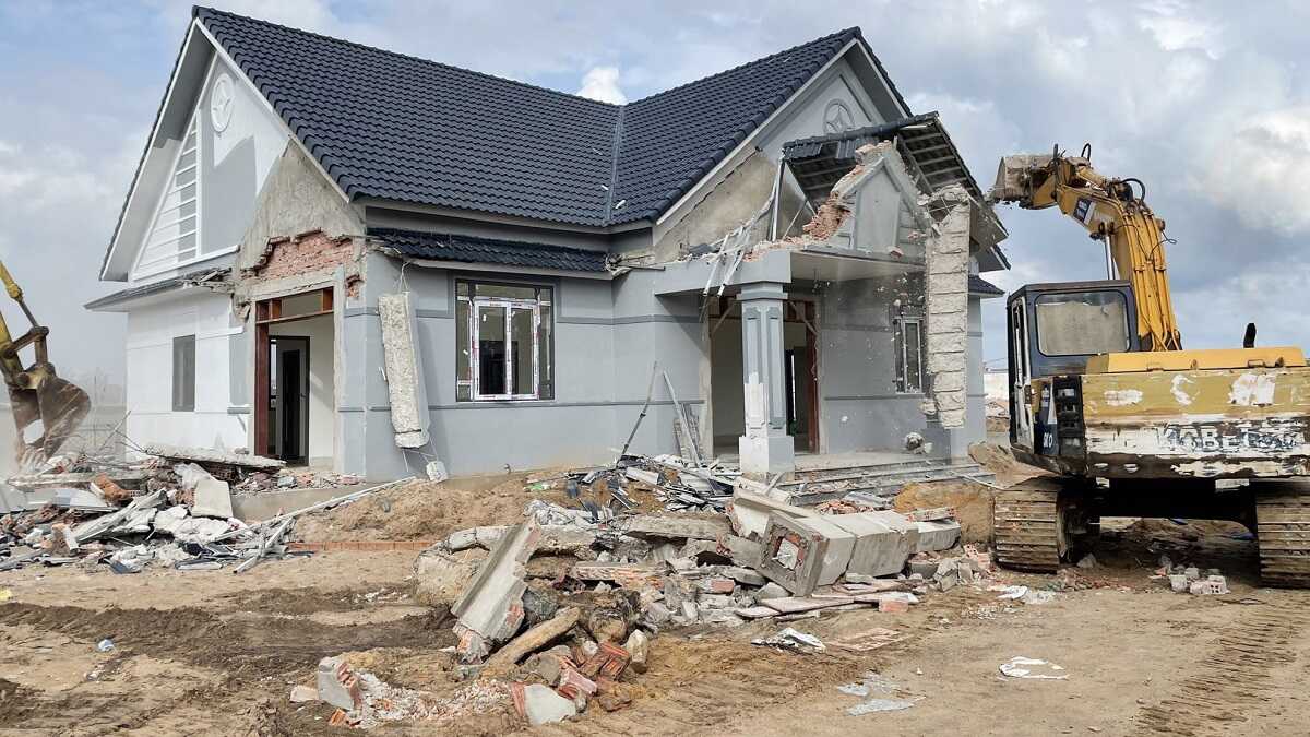 Khi phá dỡ nhà cần phải làm hợp đồng đầy đủ (nguồn: Internet)