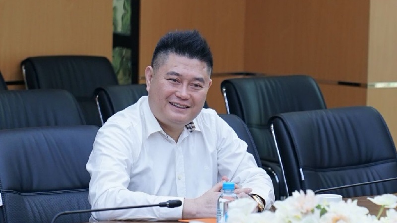 Những thương vụ kinh doanh của bầu Thụy