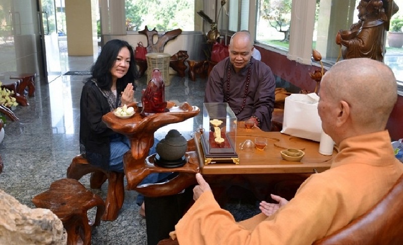 Chân dung người vợ của doanh nhân Hồ Hùng Anh