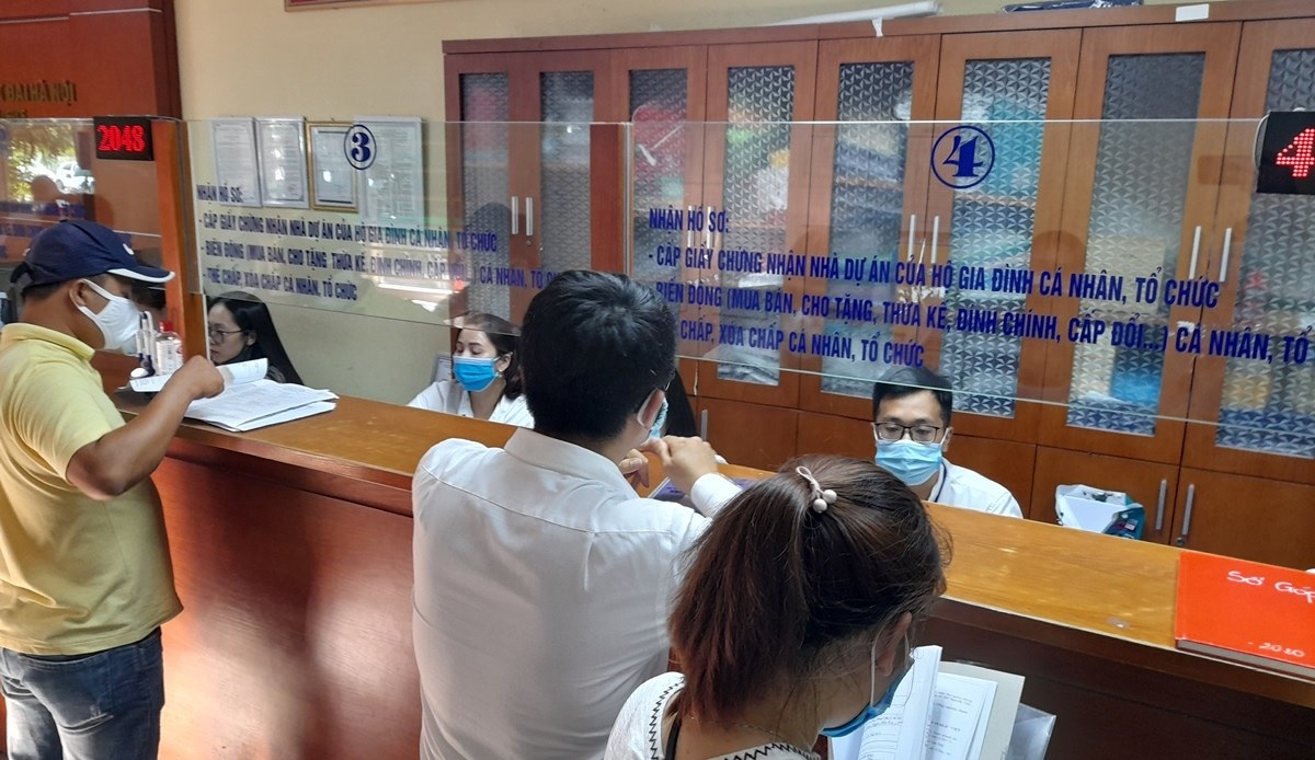 Thủ tục làm sổ đỏ bắt buộc thực hiện theo quy định của pháp luật