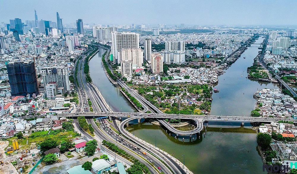 Quận 1 có vị trí địa lí đắc địa