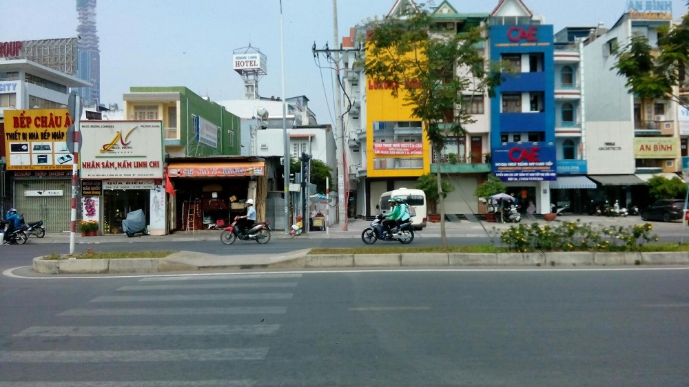 Thuê mặt bằng mặt tiền đường