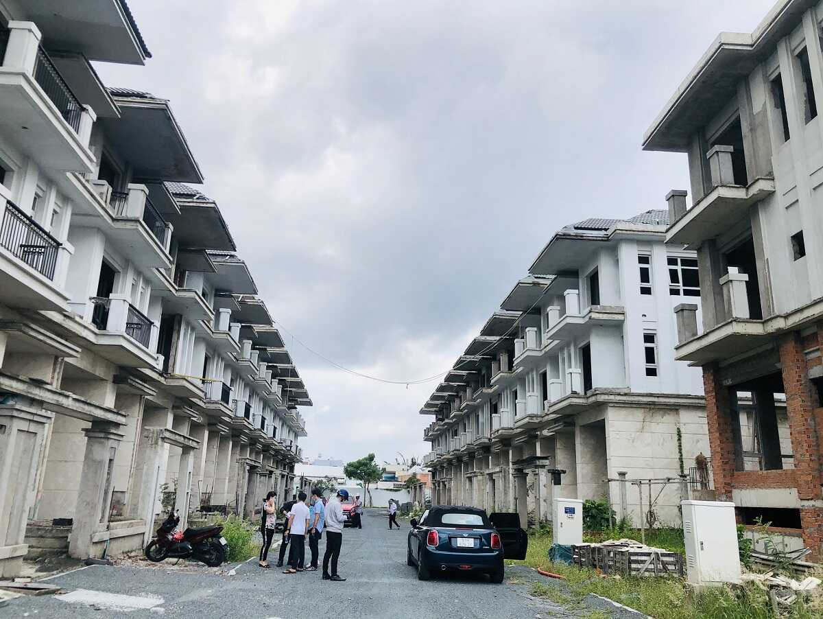 Các căn shophouse đã hoàn thiện mặt ngoài